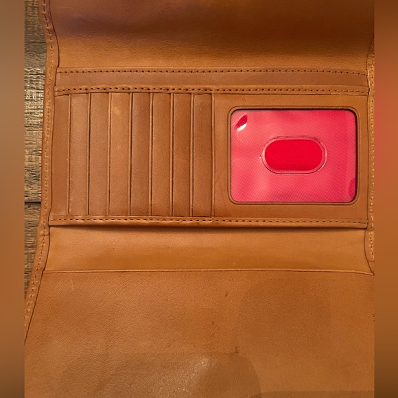 Dooney & Bourke | Snake Embossed Wallet - Picture 6 of 9